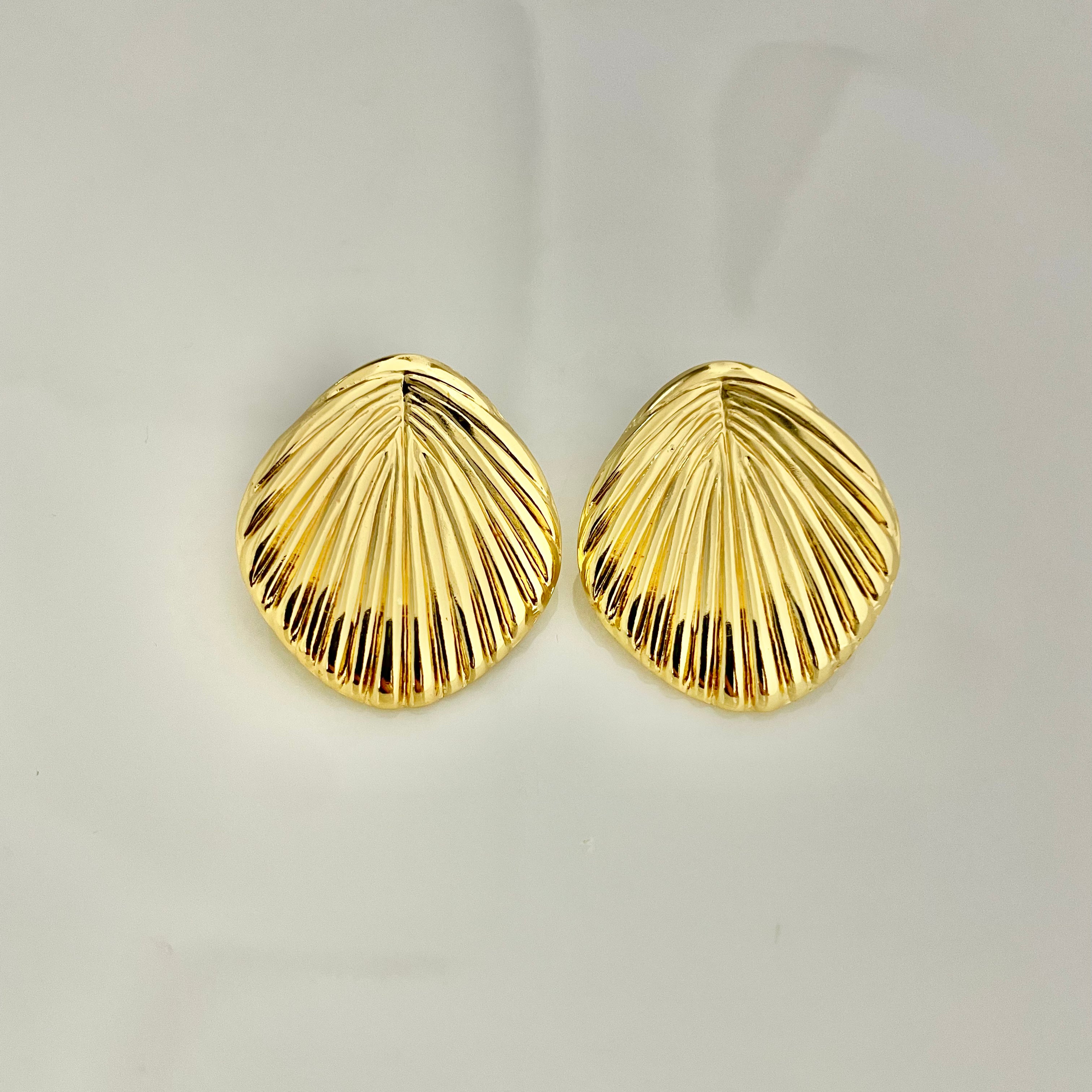 Golden Seashell Stud Earrings – Stainless Steel