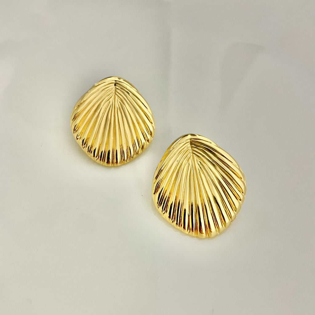 Golden Seashell Stud Earrings – Stainless Steel