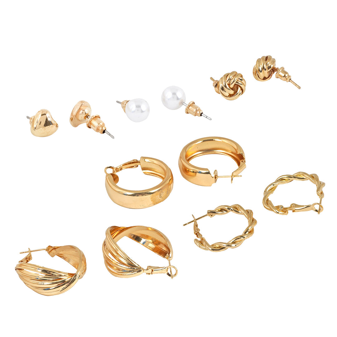 Elegant Gold Earring Set – Timeless and Versatile