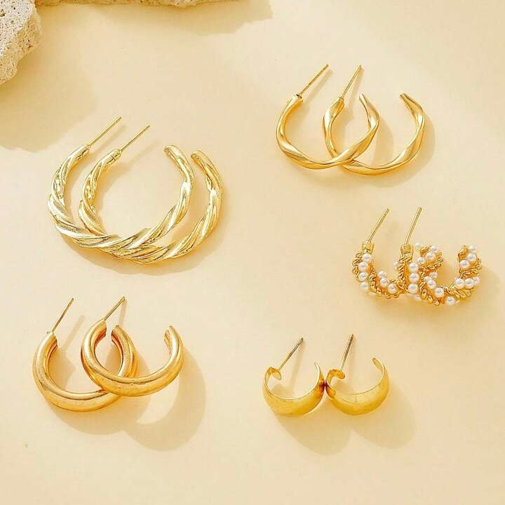 Gold Hoop Earring Set – Versatile Elegance for Every Occasion
