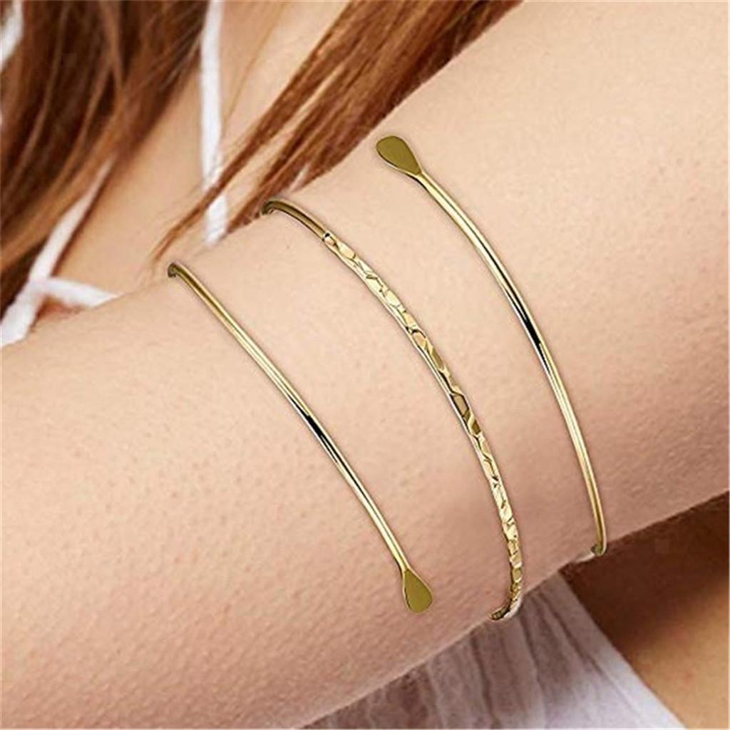 Gold Spiral Arm Cuff – Modern Minimalist