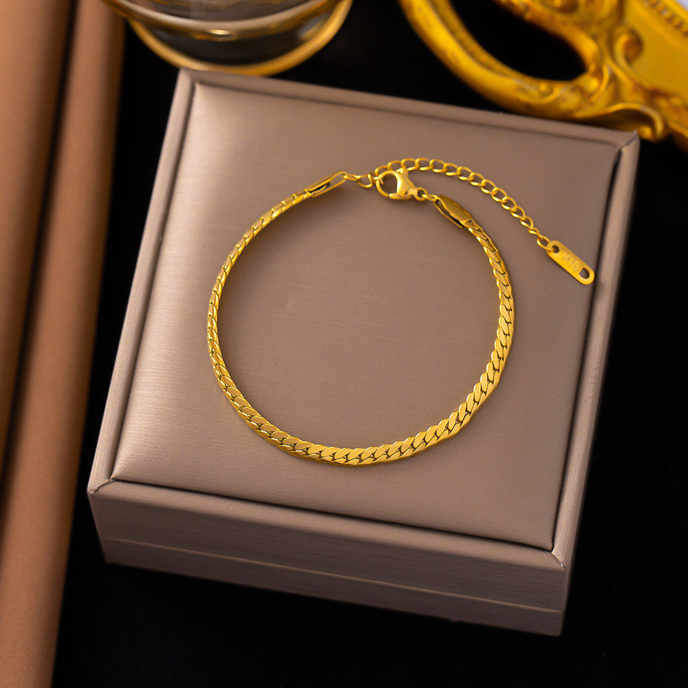 Classic Curb Chain Bracelet – Minimalist Chic