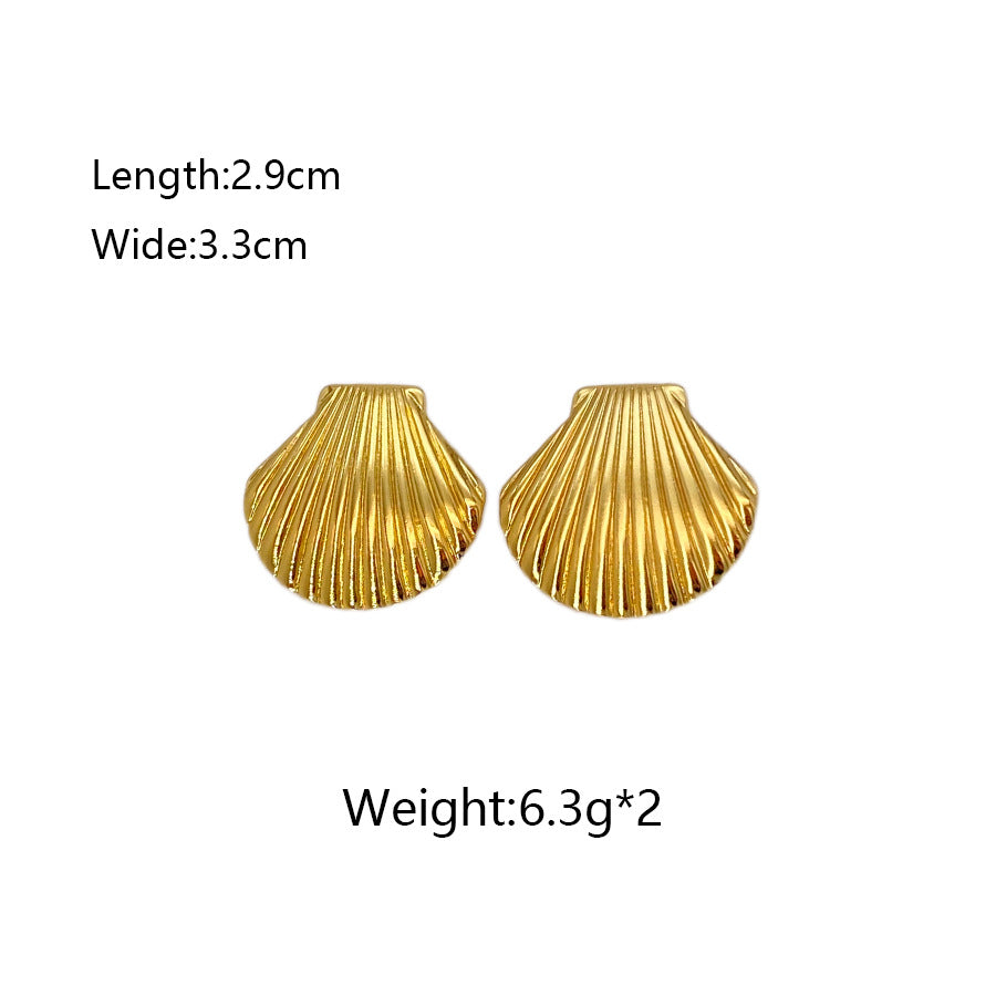 Golden Seashell Stud Earrings – Coastal Luxury